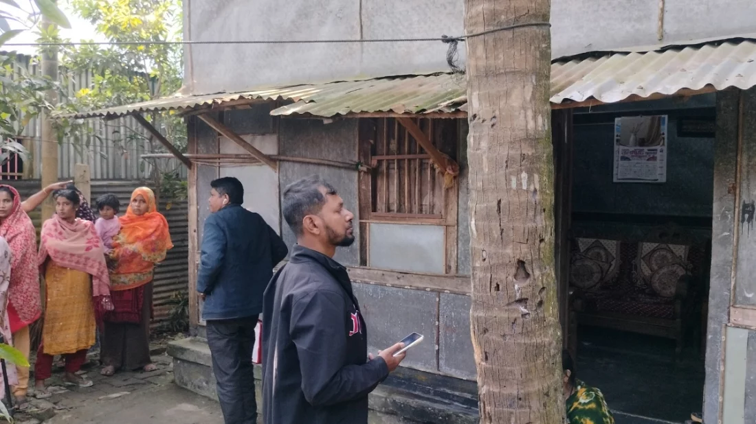 হাদির গ্রামের বাড়িতে নিরাপত্তা জোরদার, পাহারায় পুলিশ